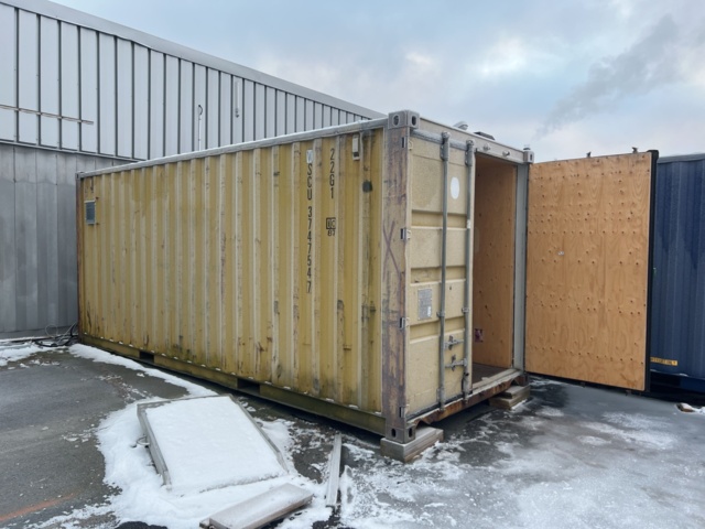 1116874-1 Container 20 fot isolerad