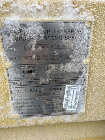 1116874-3 Container 20 fot isolerad