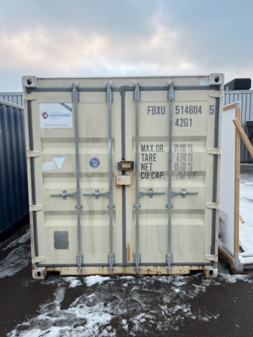 1116876-1 Container 40 feet with electrical center