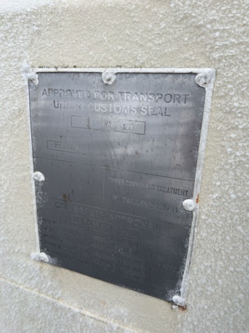 1116876-6 Container 40 feet with electrical center