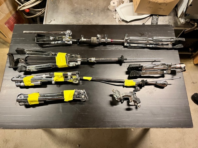 1132487-10 Drums Pearl Target, pouches and stands