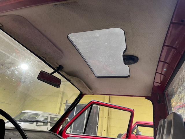 1132502-7 Volkswagen Transporter Chassis Cab 2600 2.1 - 1990