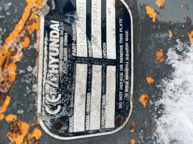 1069514-5 Hundai R450R bucket teeth