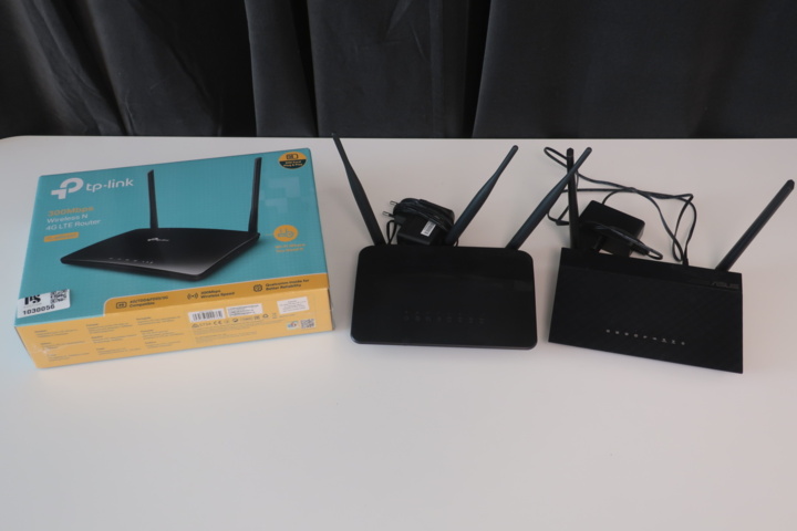 1030056-1 3 routers, TP-Link, Asus, D-link