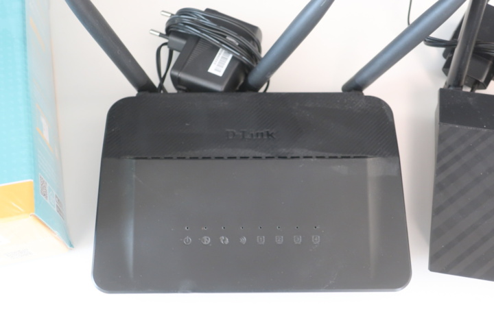 1030056-4 3 routers, TP-Link, Asus, D-link