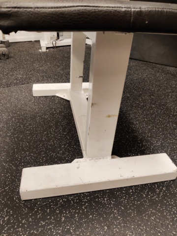 1116150-4 Cross pull/Cable machine & Benches and more