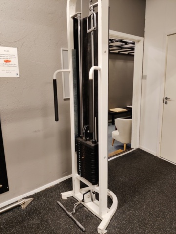 1116150-9 Cross pull/Cable machine & Benches and more