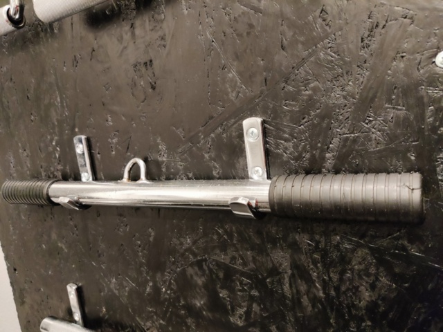 1116150-25 Cross pull/Cable machine & Benches and more