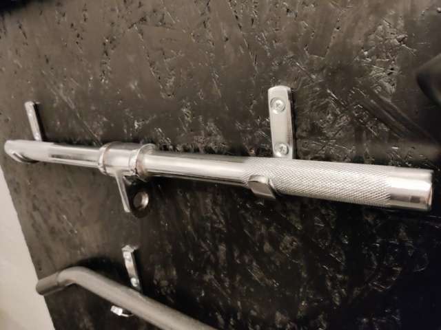 1116150-26 Cross pull/Cable machine & Benches and more