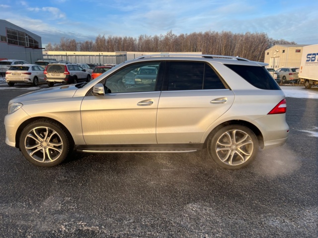 953071-2 Mercedes-Benz ML 350 BlueTEC 4MATIC - 2015