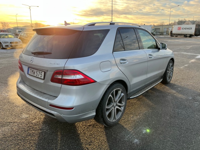 953071-5 Mercedes-Benz ML 350 BlueTEC 4MATIC - 2015