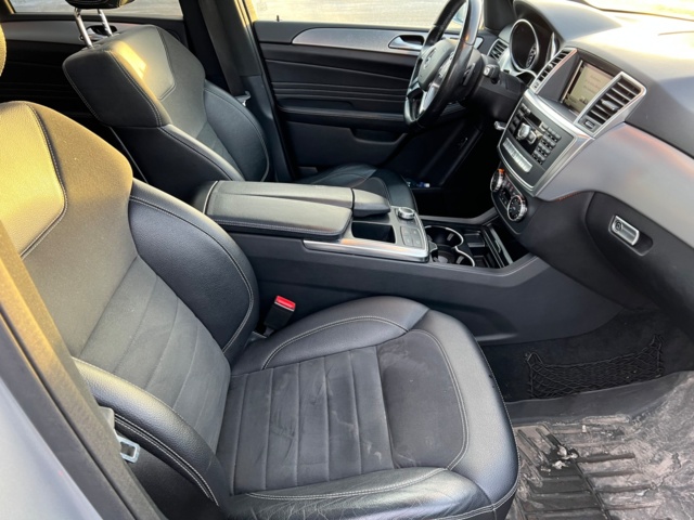 953071-9 Mercedes-Benz ML 350 BlueTEC 4MATIC - 2015