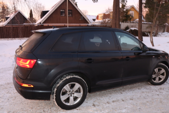 1127191-43 Audi Q7 3.0 TDI V6 Ultra Quattro TipTronic -18 7-seater "Updated info"