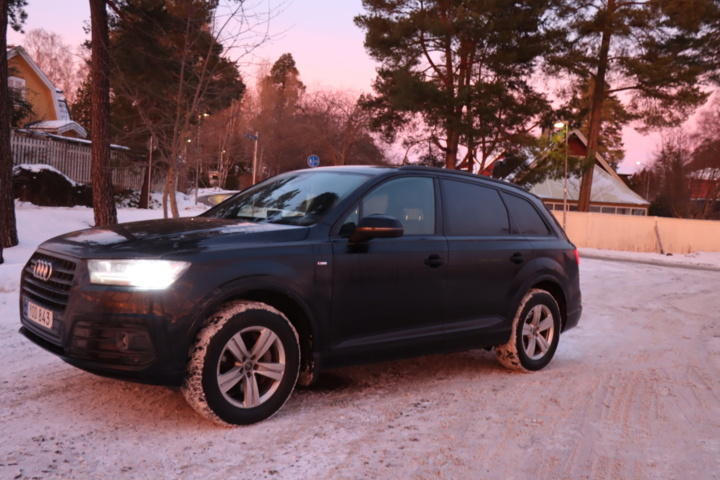 1127191-25 Audi Q7 3.0 TDI V6 Ultra Quattro TipTronic -18 7-seater "Updated info"