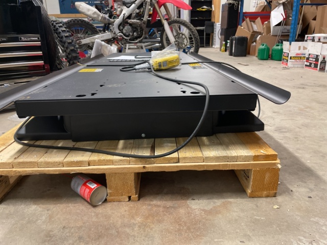 1067052-7 Motorcycle lift - Bike-Lift Max 516- Elektrohydralic - New