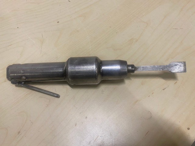 1133861-4 3 Air-powered hand machines