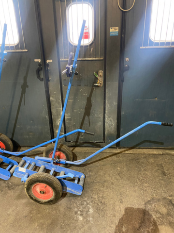 1133868-2 2 Door/window trolleys