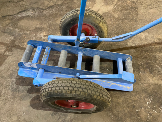 1133868-3 2 Door/window trolleys