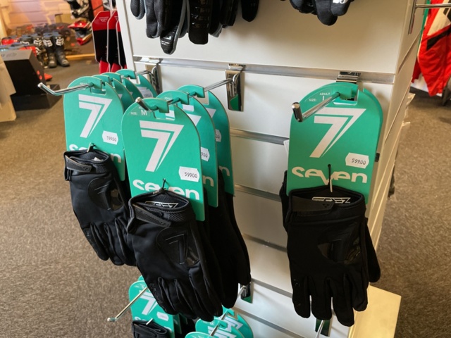 1085922-7 Large Lot Of Motorcycle Gloves & Protection