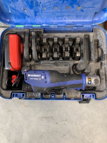 1035458-1 Press machine Geberit ACO 103plus & Press jaws