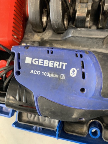 1035458-2 Press machine Geberit ACO 103plus & Press jaws