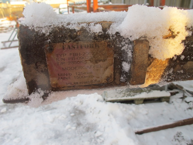 636833-3 Extension forks