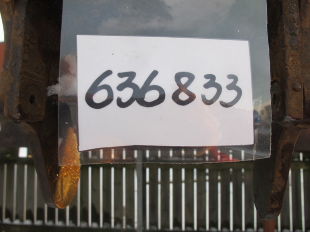 636833-4 Extension forks