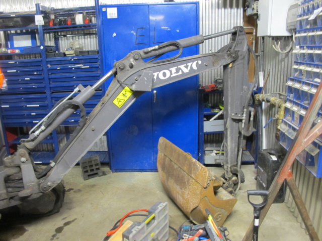 636846-14 Volvo Tracked Excavator