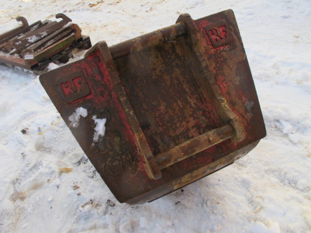 636883-3 Narrow bucket / Profile bucket