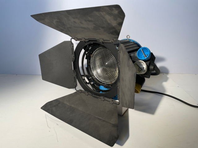 1134128-1 Arri Studio 1000 valaisin x 4