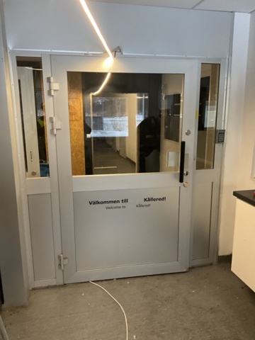 1120608-1 Entredörr Aluminium/Glas Vä 20/22