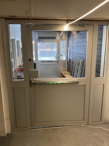 1120608-7 Entredörr Aluminium/Glas Vä 20/22