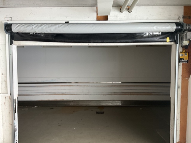 1120631-10 Rolling gate Dynaco electric control is missing