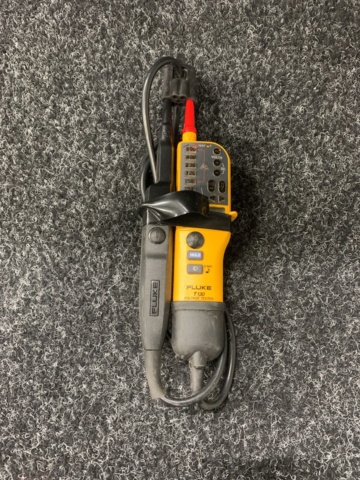 1133346-2 Voltage tester Fluke T130 and Multitester Elma 2500A