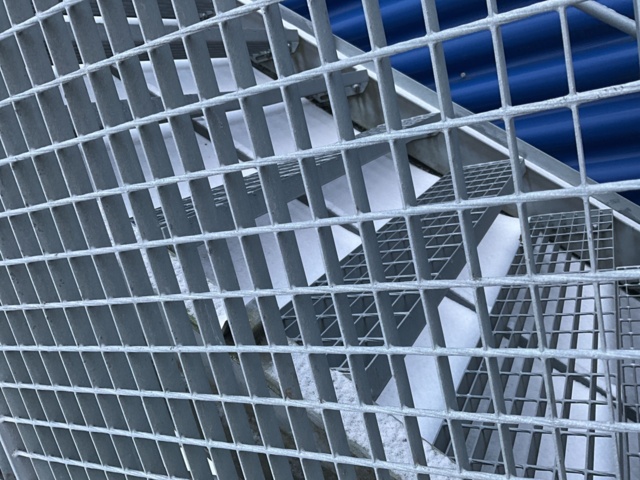 1120674-5 Galvanized escape stairs