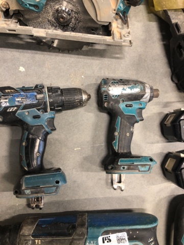 1035476-6 Package of Makita 18V power tools
