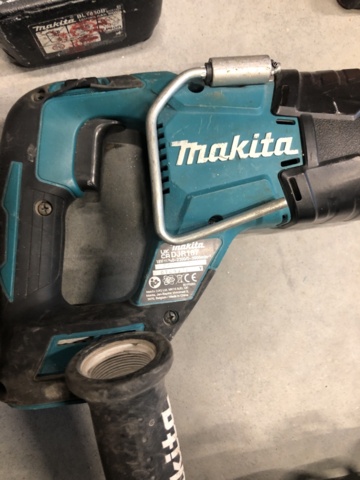 1035476-7 Package of Makita 18V power tools