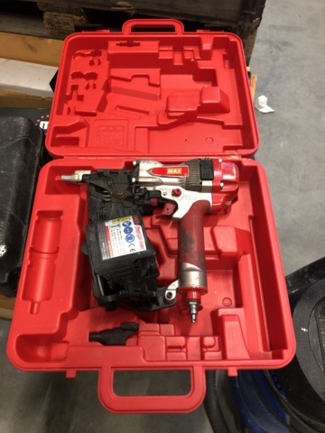 1035482-1 MAX HN65 Nail gun
