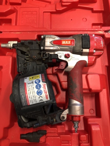 1035482-2 MAX HN65 Nail gun