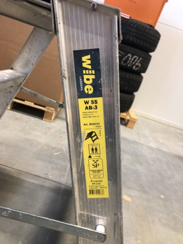 1035487-3 Wibe Step ladder and work trestles