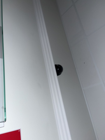 1131522-6 Surveillance system with recorder & 4 screens