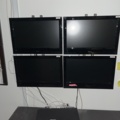 1131522-8 Surveillance system with recorder & 4 screens