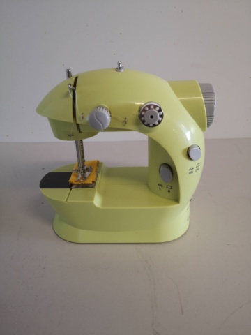 1138708-3 Sewing machine Mini No reservation price!