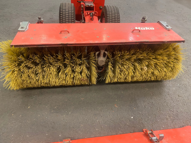 1138556-9 Sweeping machine Hako Profi-Variette 3632