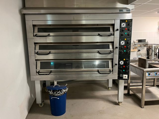 1039829-1 Pizza oven - Sveba Dahlen Classic DC-33