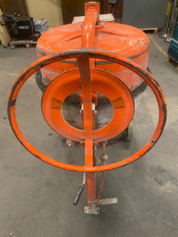 1138561-2 Concrete mixer Atika