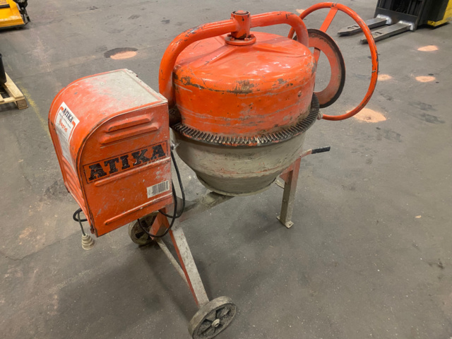 1138561-3 Concrete mixer Atika