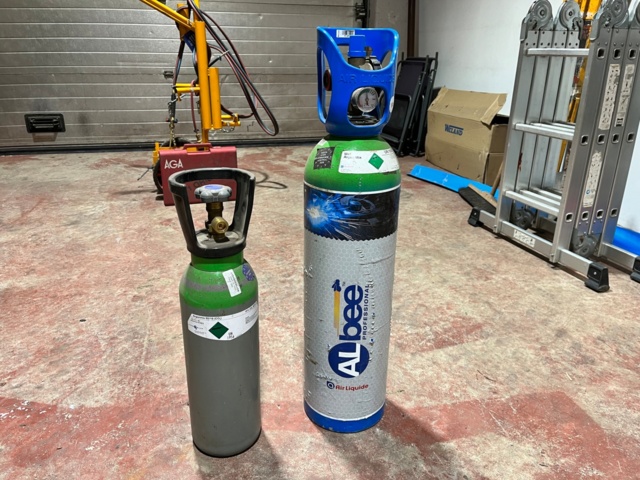 1138736-1 Shielding gases for welding 2 pcs - Argon mix