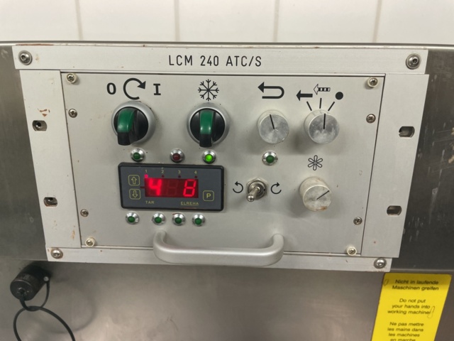 1110245-5 Chocolate machine LCM 240 ATC/S Including 2 tables