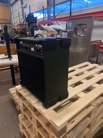 1069543-2 Lem B102 amplifier